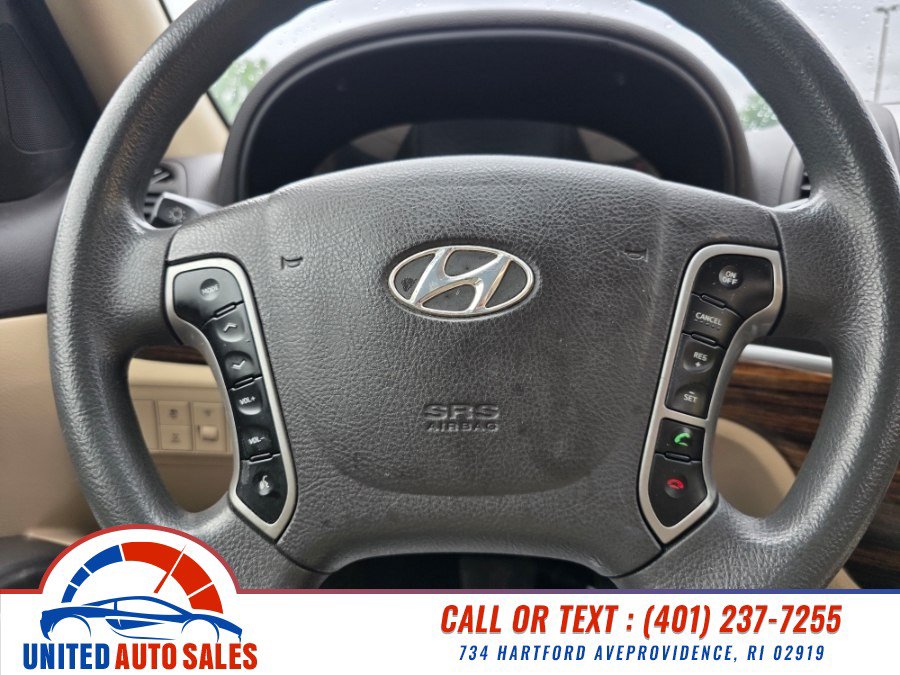 Used 2011 Hyundai Santa Fe GLS AWD/4WD image 17