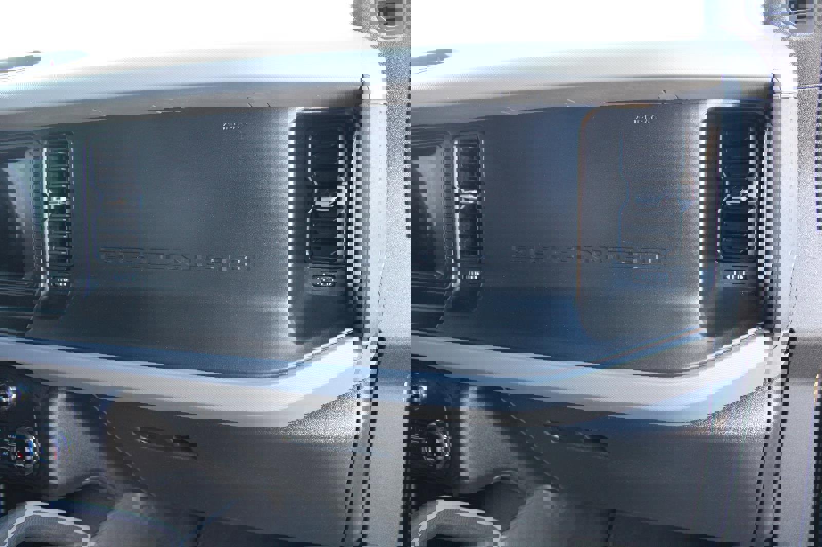 Used 2022 Ford Bronco Big Bend w/ Sasquatch Package image 50