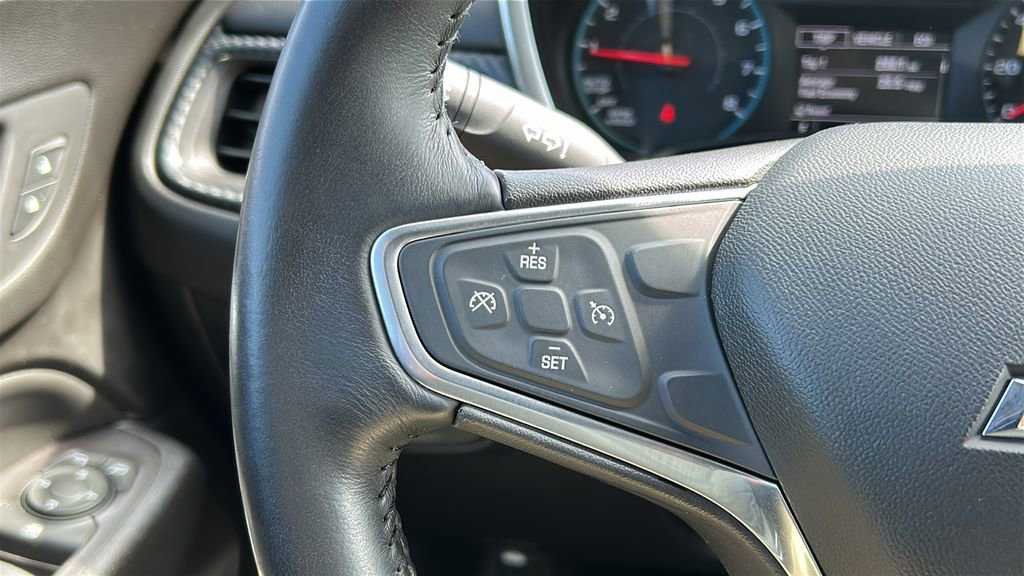 Used 2018 Chevrolet Equinox LT image 12