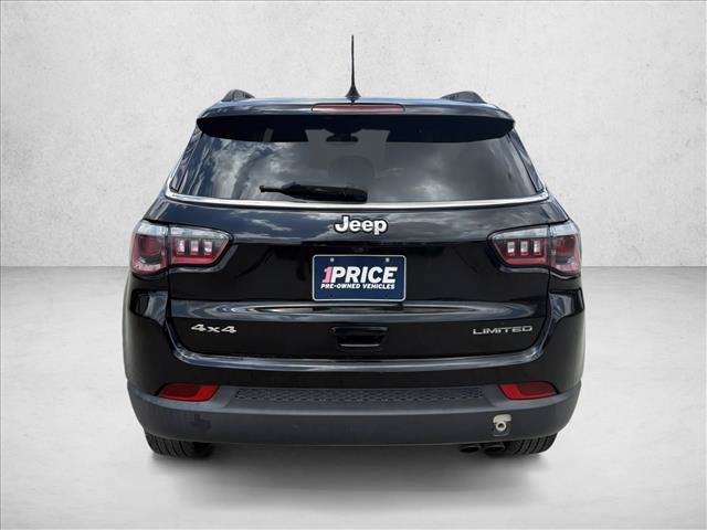 Used 2018 Jeep Compass Limited AWD/4WD image 4