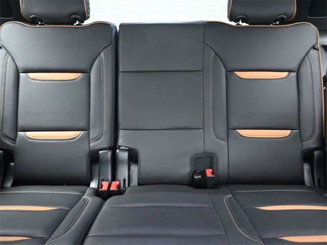 Used 2023 GMC Yukon AT4 w/ AT4 Premium Package image 24