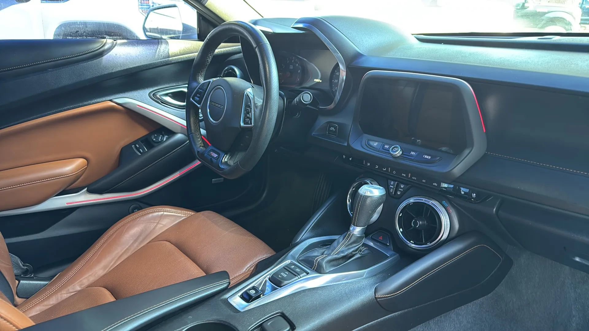 Used 2016 Chevrolet Camaro SS image 9