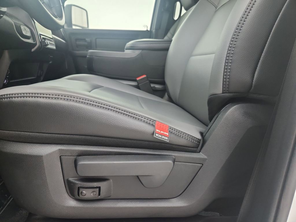 New 2026 RAM 4500 Tradesman image 12