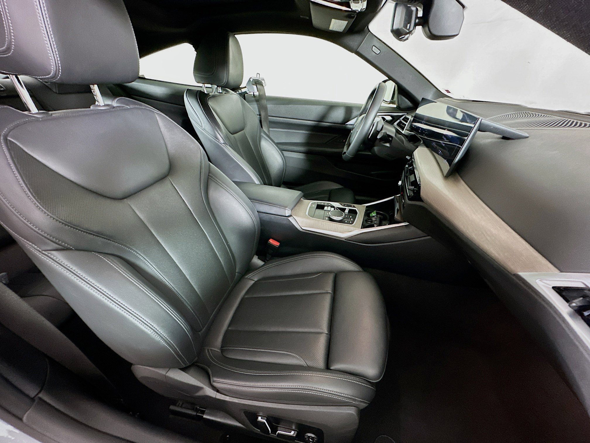 Used 2025 BMW 430i Coupe image 29