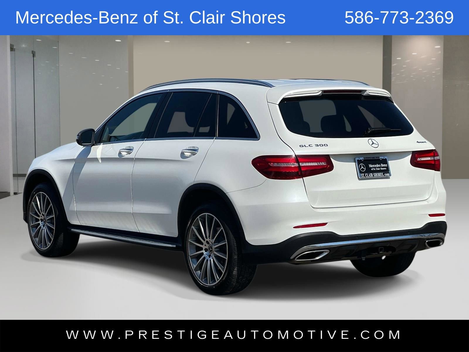 Used 2019 Mercedes-Benz GLC 300 4MATIC image 3