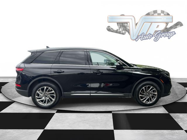 Used 2022 Lincoln Corsair AWD w/ Equipment Group 101A image 5