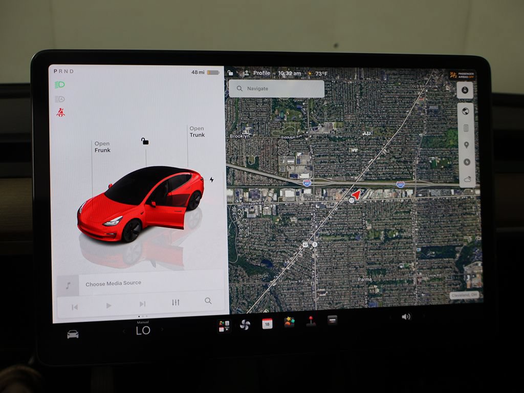 Used 2023 Tesla Model 3 Standard Range RWD image 42