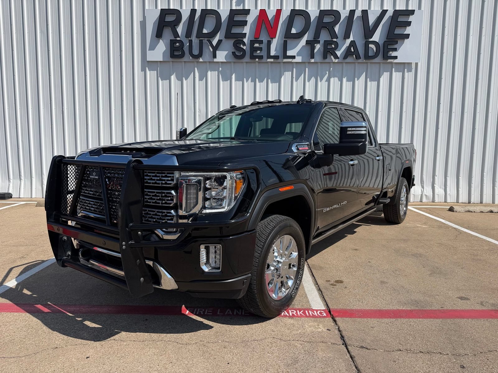 Used 2021 GMC Sierra 2500 Denali w/ Denali Ultimate Package