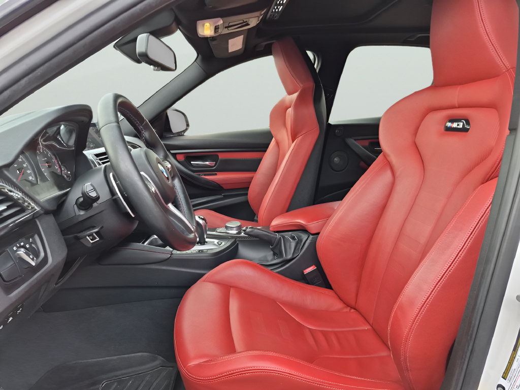 Used 2018 BMW M3 RWD image 17
