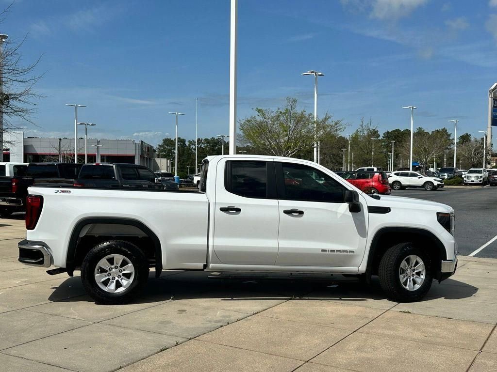 Used 2025 GMC Sierra 1500 Pro w/ Pro Value Package AWD/4WD image 5