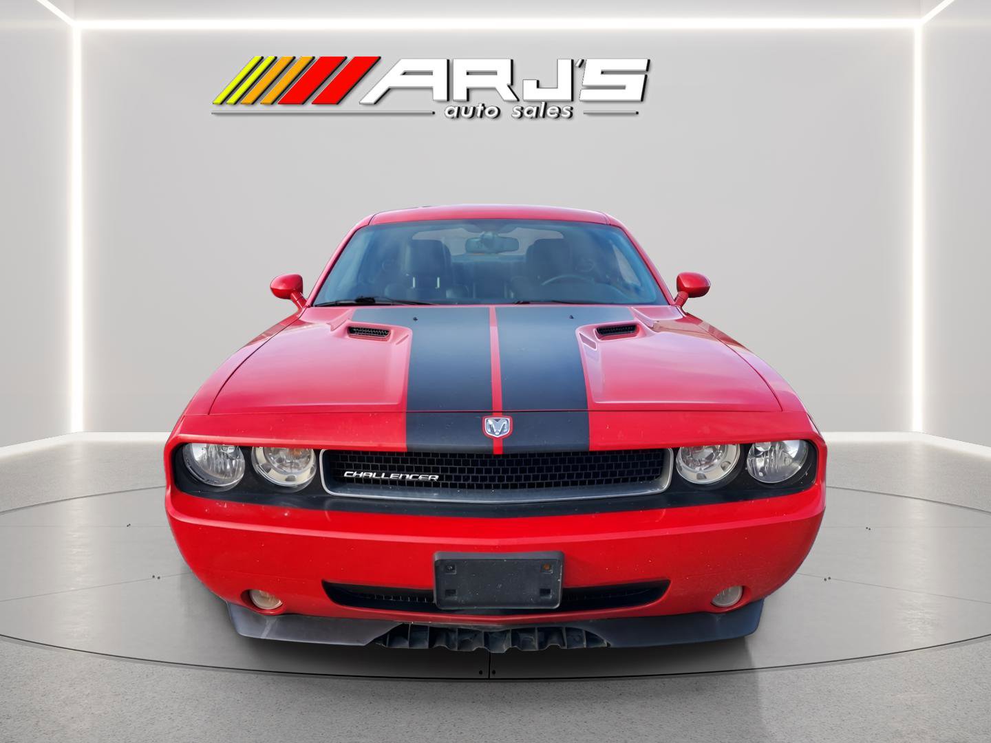 Used 2009 Dodge Challenger SE image 5