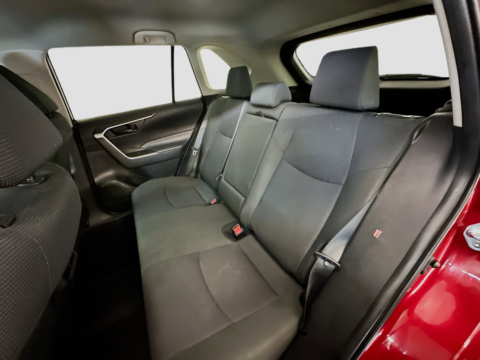 Used 2024 Toyota RAV4 LE image 29