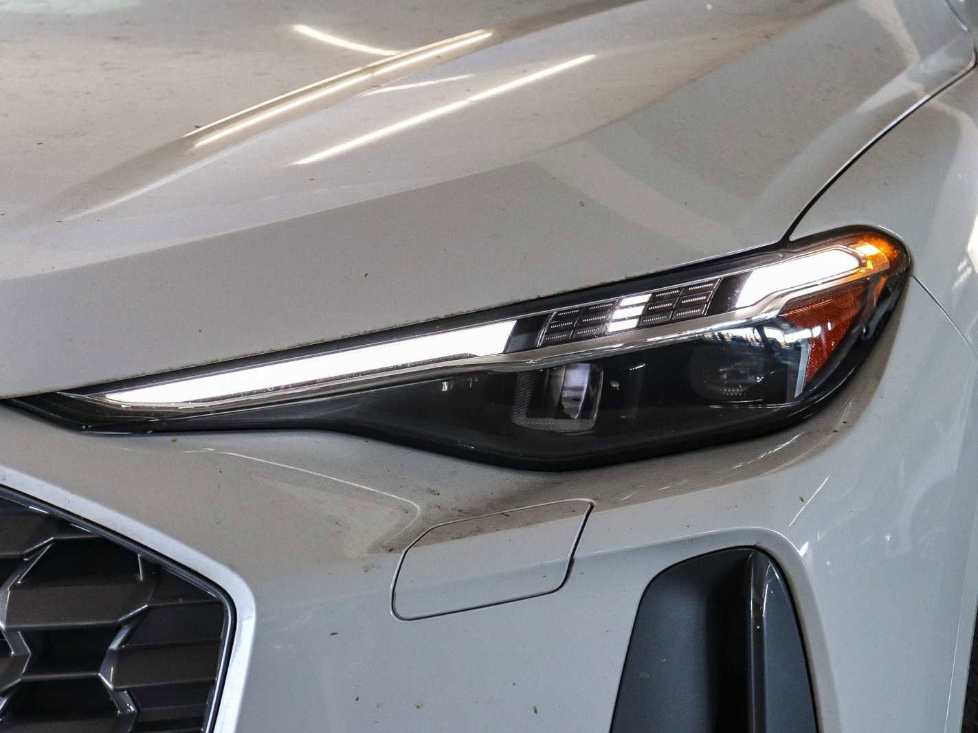 Used 2025 Audi Q5 Premium Plus w/ Premium Plus AWD/4WD image 7