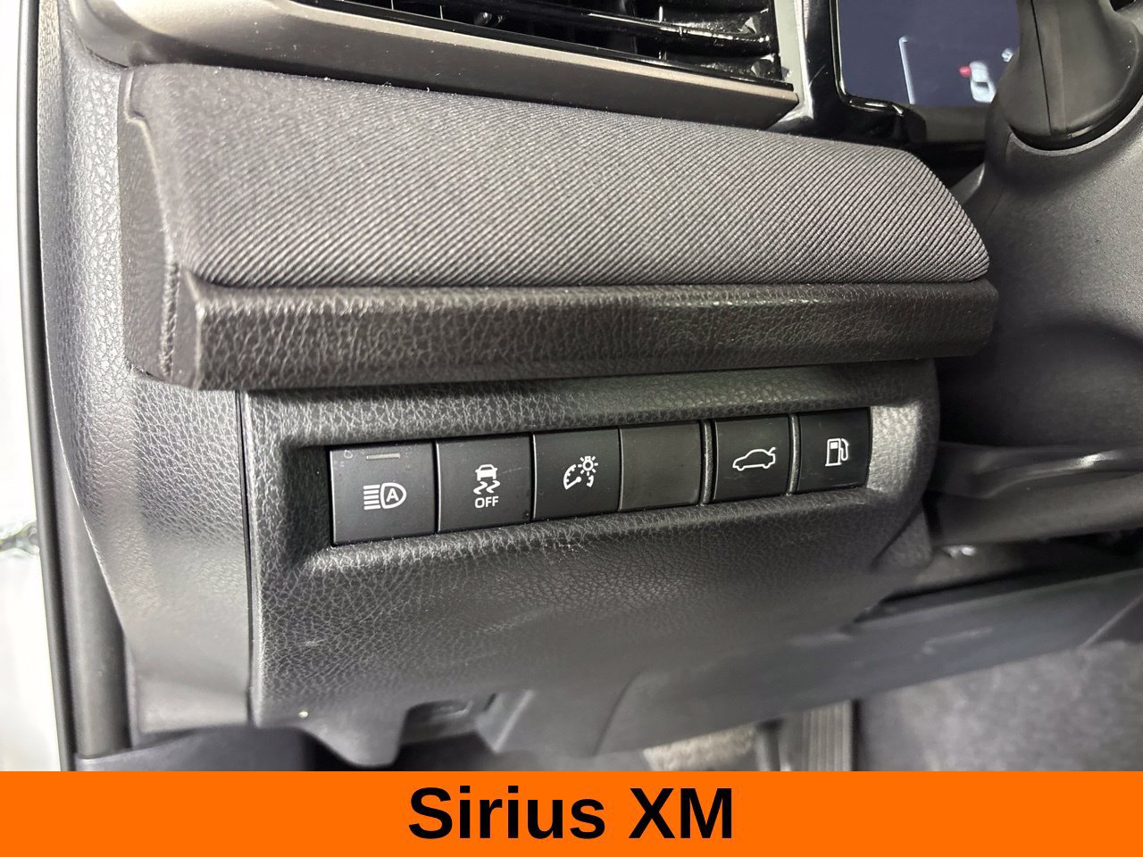 Used 2025 Toyota Camry LE FWD image 11