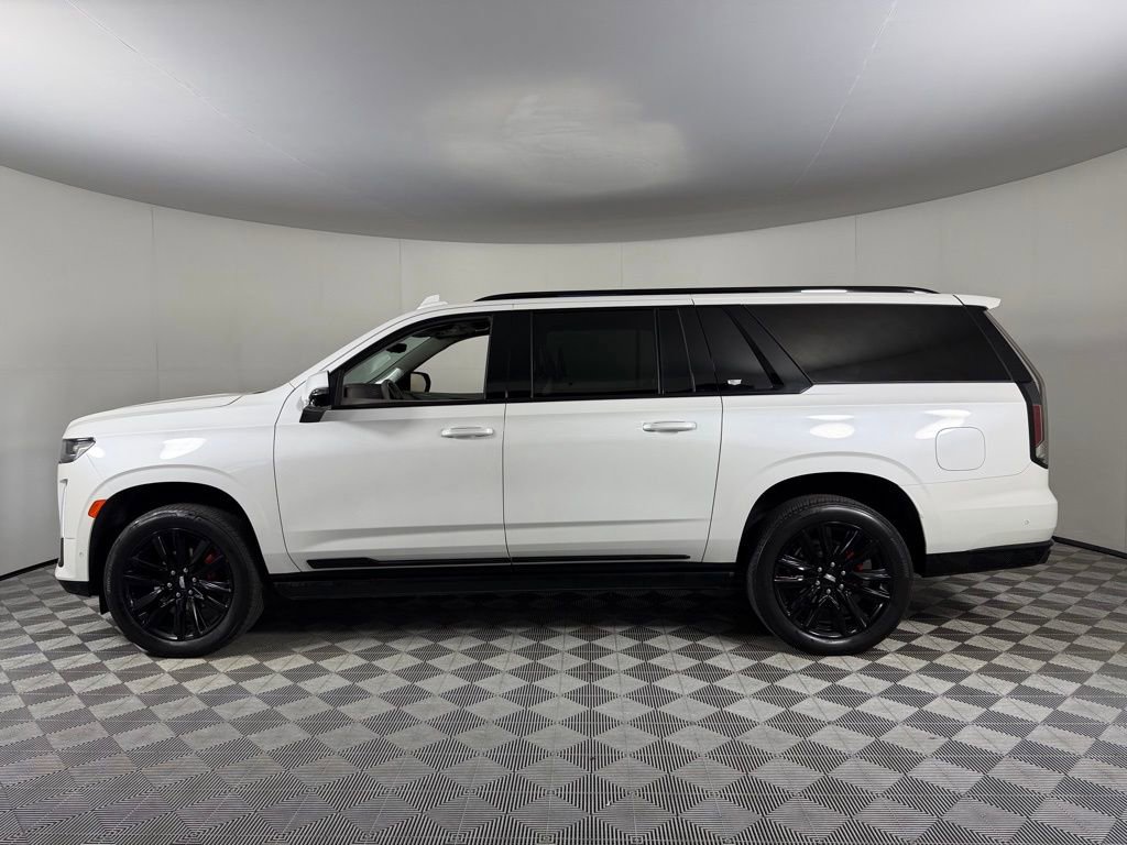Used 2022 Cadillac Escalade ESV Sport Platinum image 11