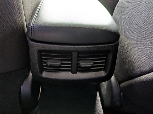 Used 2022 Dodge Challenger SXT image 17