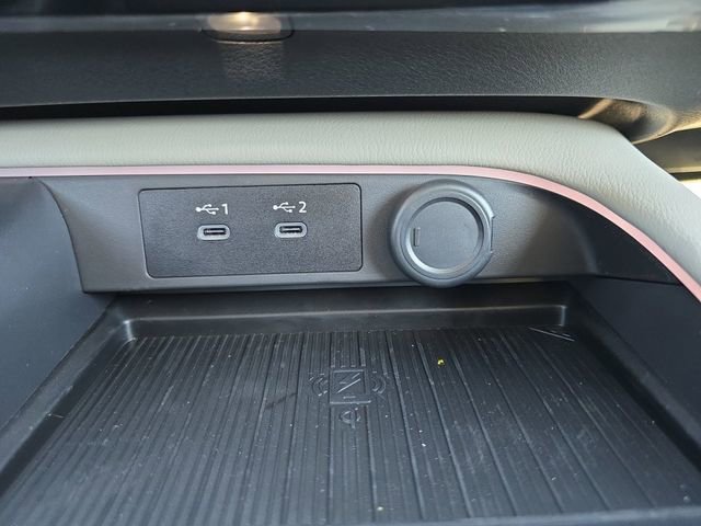 New 2026 Nissan Sentra SL FWD image 6