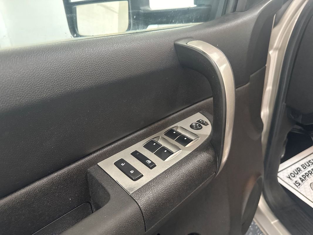 Used 2008 GMC Sierra 3500 SLE w/ Convenience Package image 10