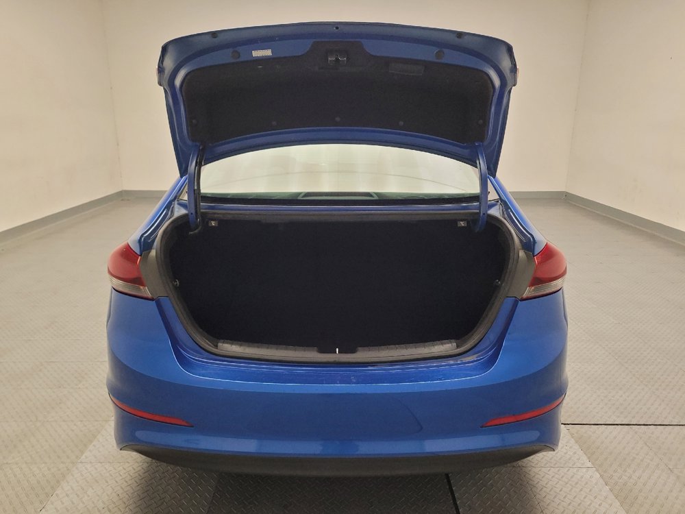 Used 2017 Hyundai Elantra SE image 29