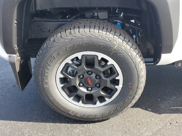 New 2026 Toyota Tacoma TRD Off-Road AWD/4WD image 5