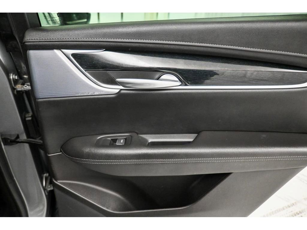 Used 2024 Cadillac XT5 Premium Luxury image 19