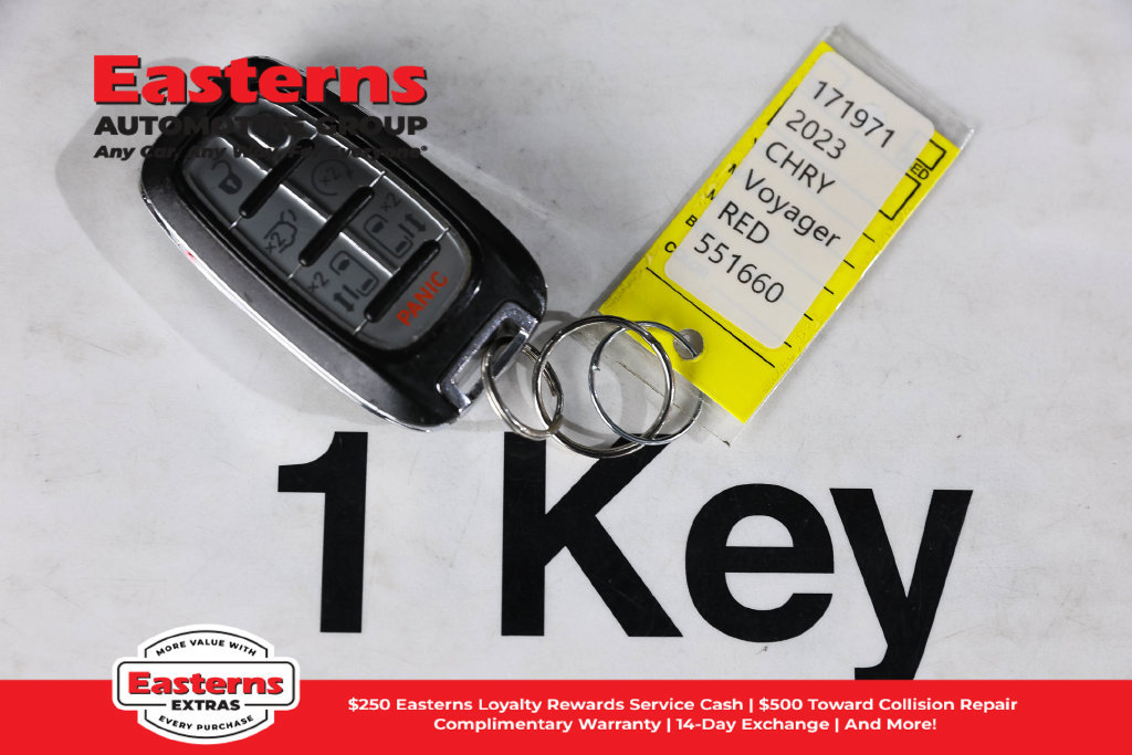 Used 2023 Chrysler Voyager LX FWD image 25