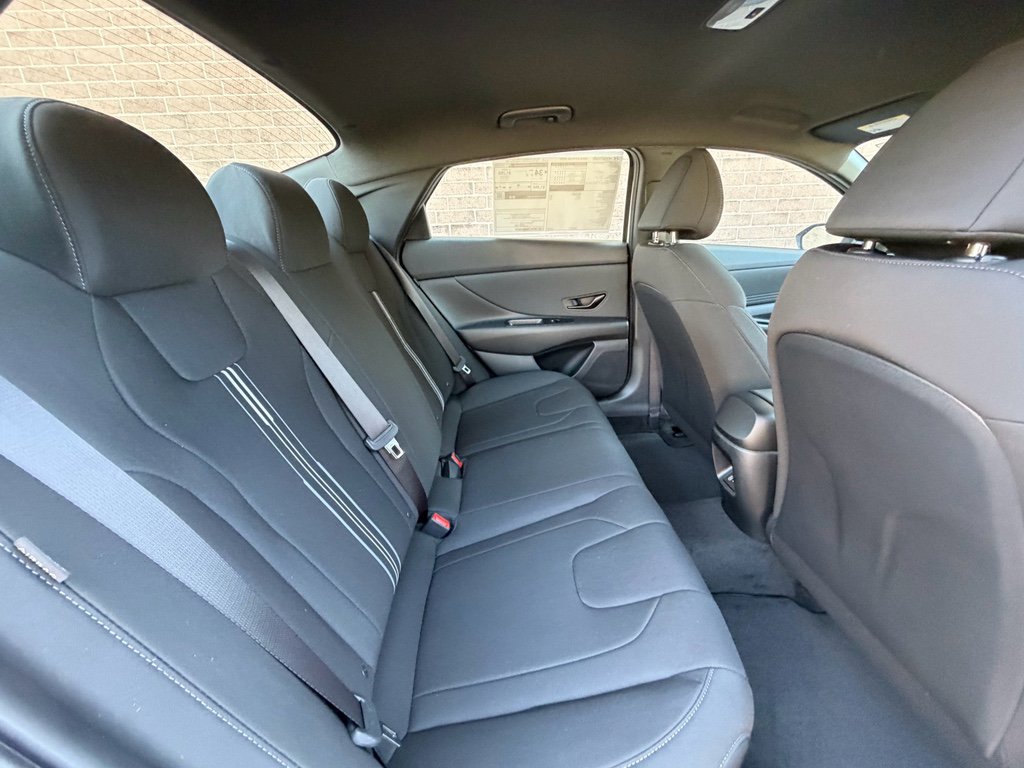 New 2026 Hyundai Elantra Sport FWD image 19