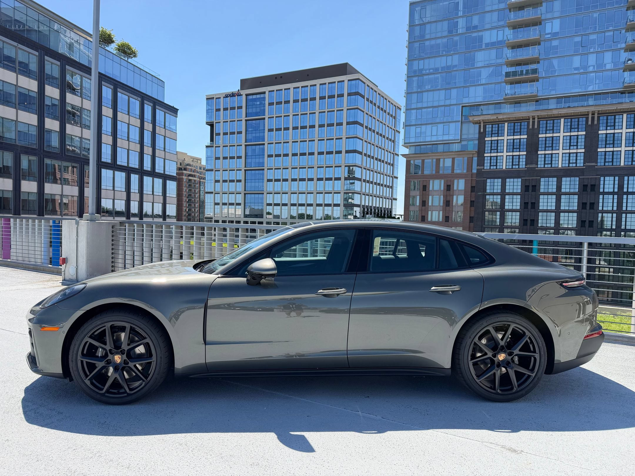 New 2026 Porsche Panamera 4 AWD/4WD image 2