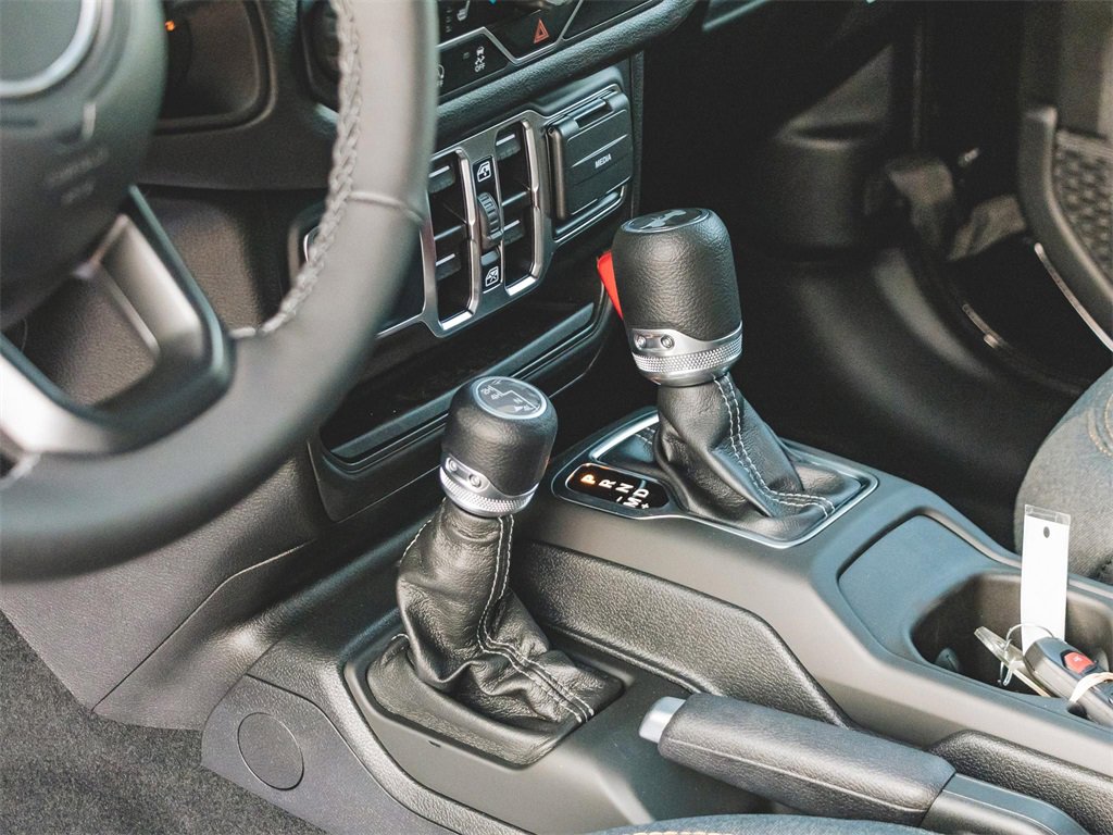 New 2025 Jeep Wrangler Sport S AWD/4WD image 33