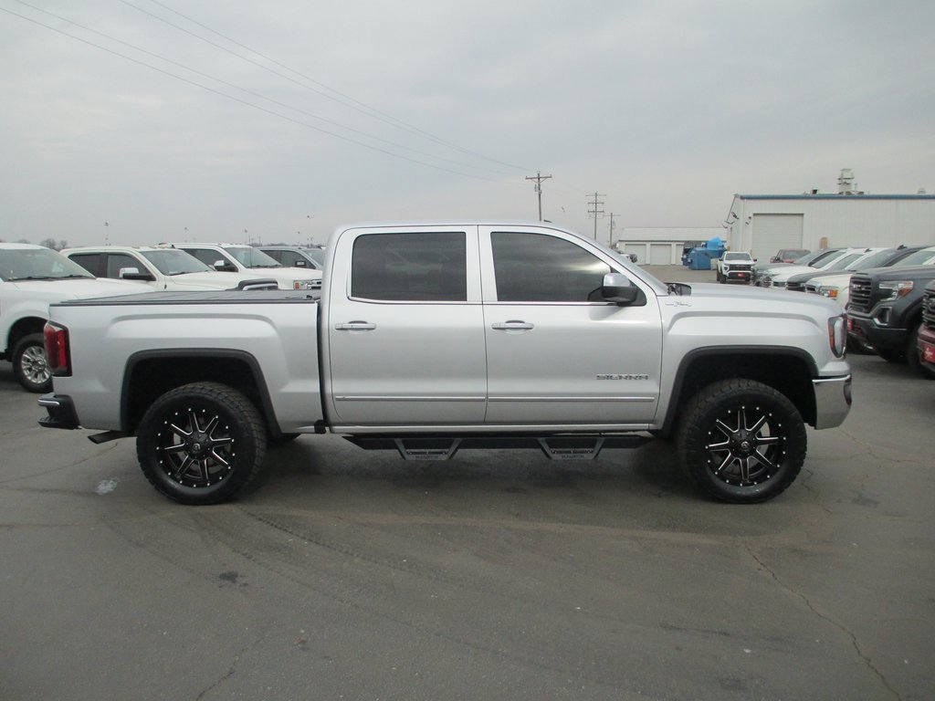 Used 2018 GMC Sierra 1500 SLT w/ SLT Premium Package image 2