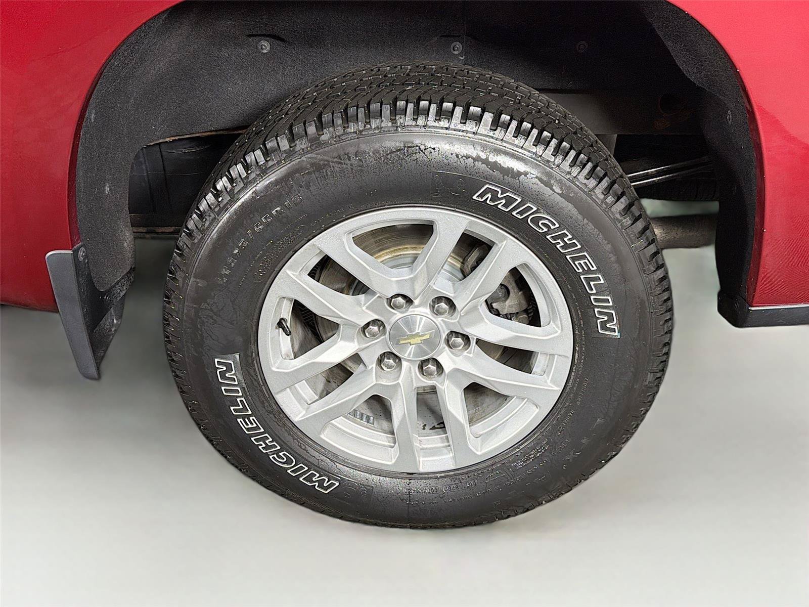 Used 2019 Chevrolet Silverado 1500 LT w/ All-Star Edition AWD/4WD image 35