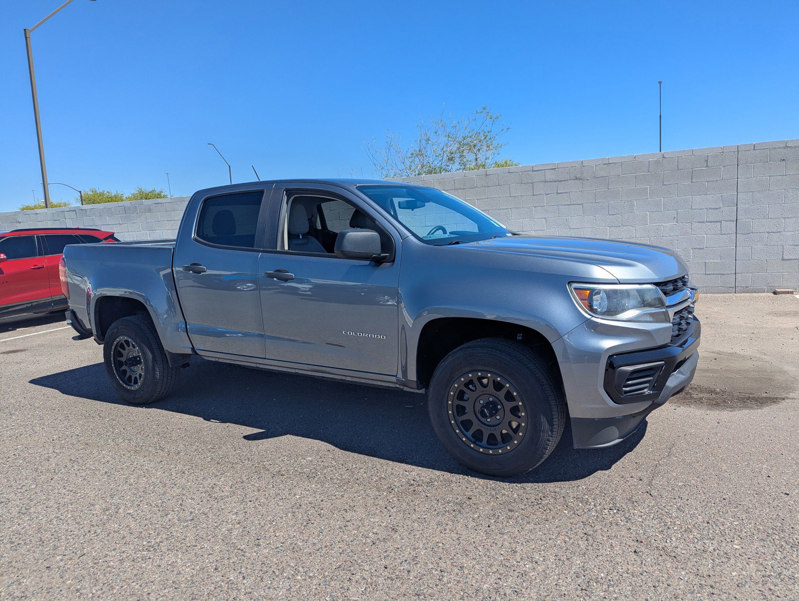 Used 2021 Chevrolet Colorado W/T w/ WT Convenience Package image 6