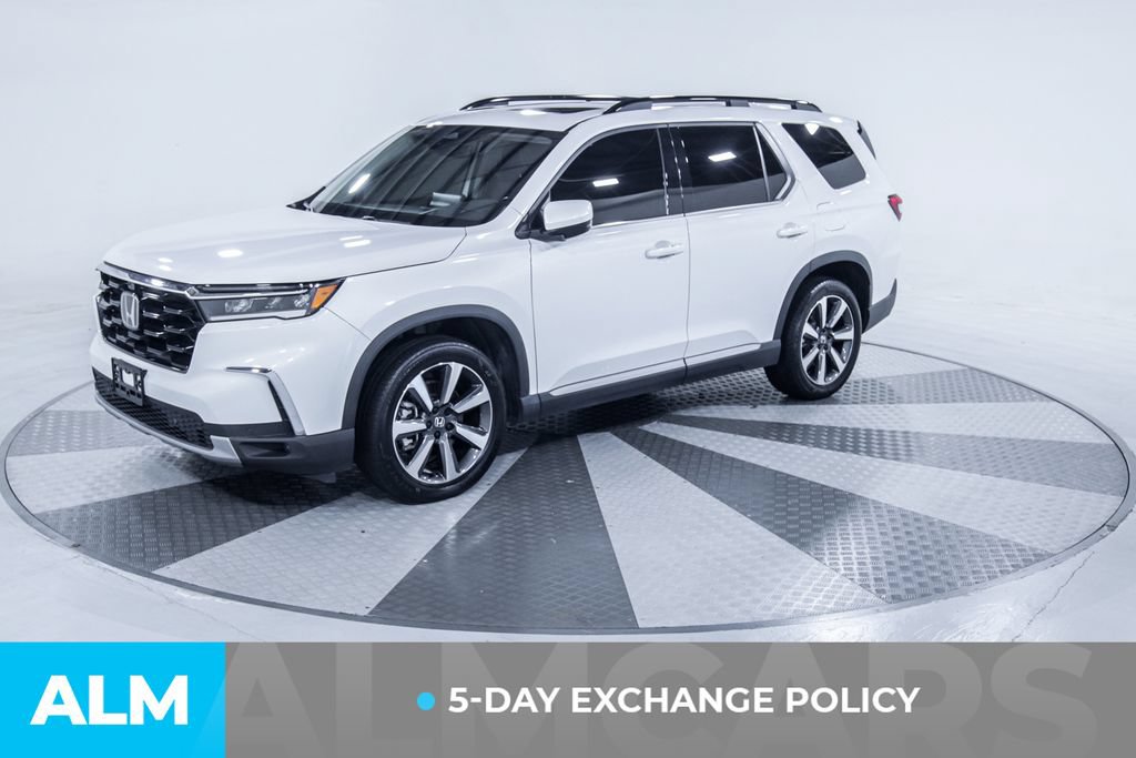 Used 2023 Honda Pilot Elite image 3