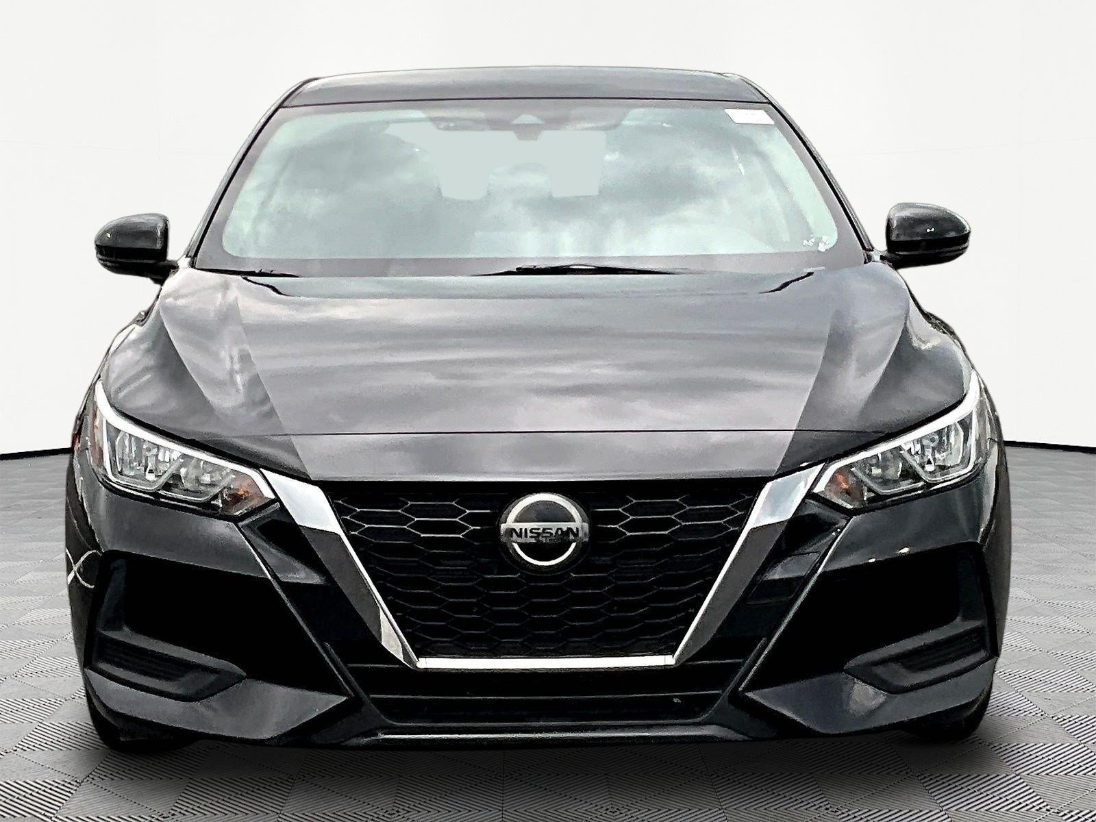 Used 2020 Nissan Sentra SV FWD image 2
