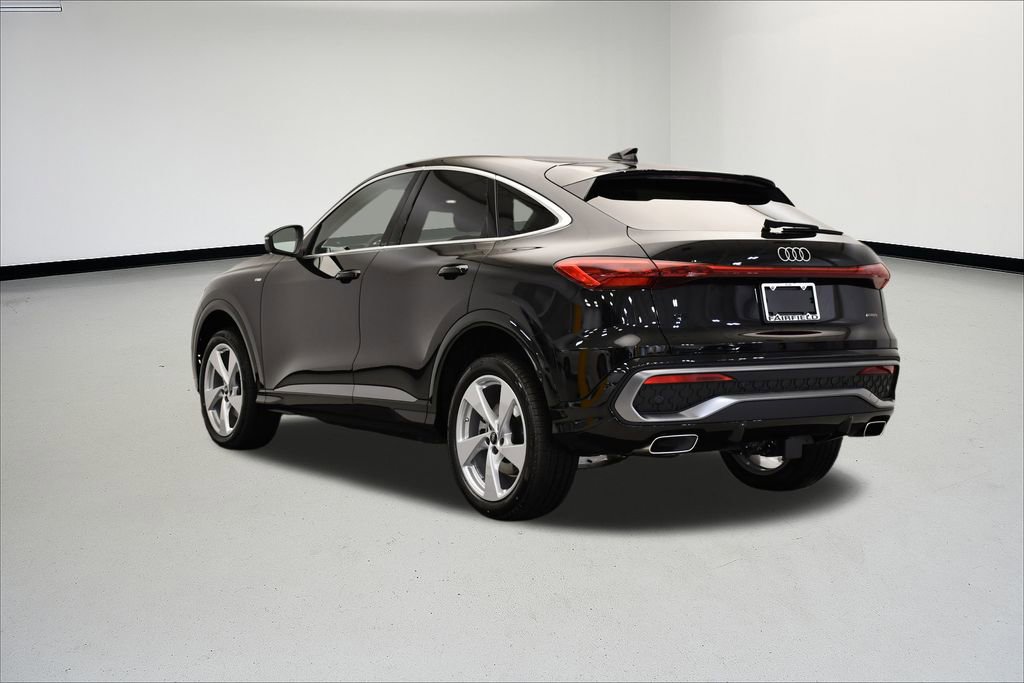Used 2025 Audi Q5 Premium Plus w/ Premium Plus image 3