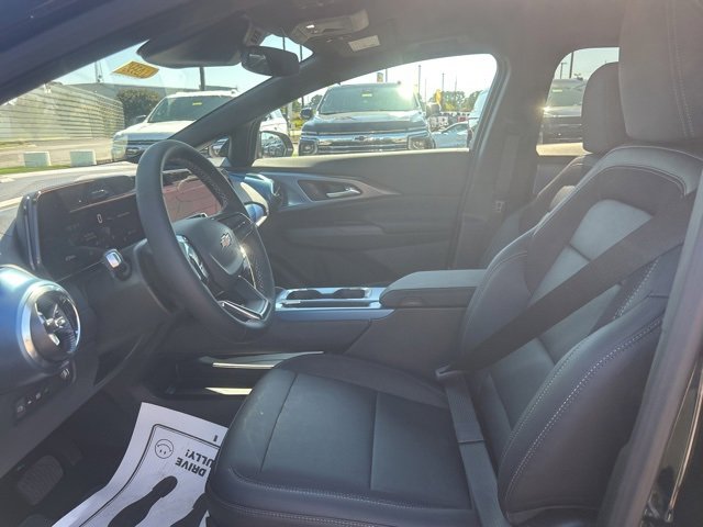 New 2026 Chevrolet Equinox EV LT image 15