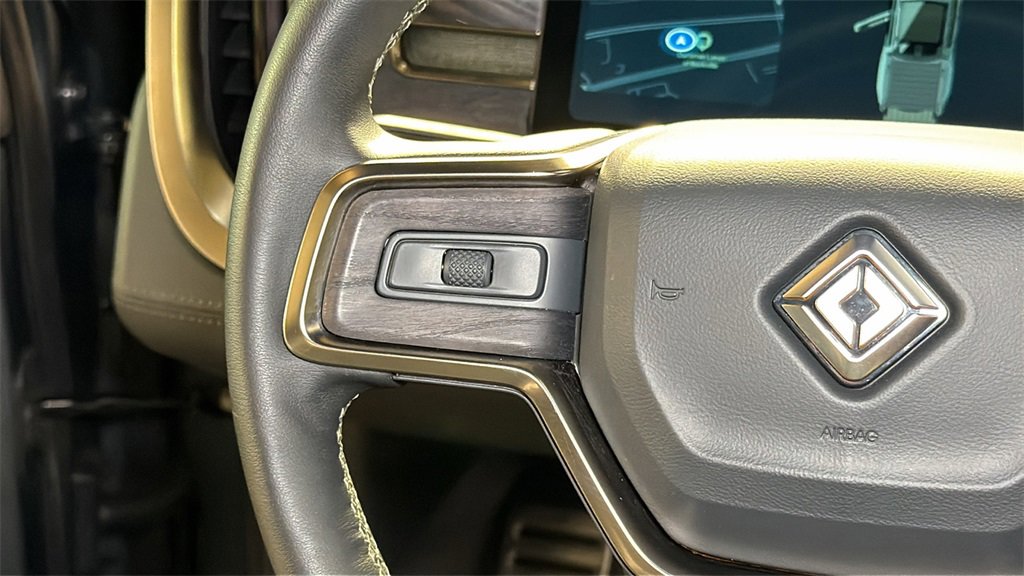Used 2022 Rivian R1T Launch Edition image 20