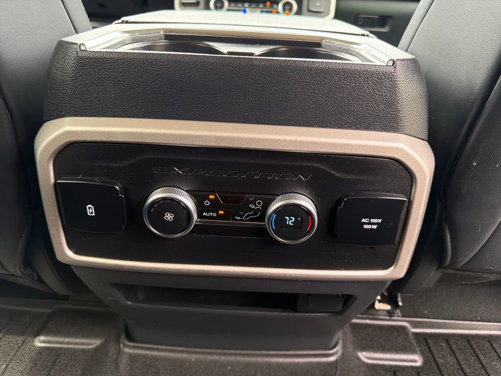 Used 2024 Ford Expedition XLT image 56