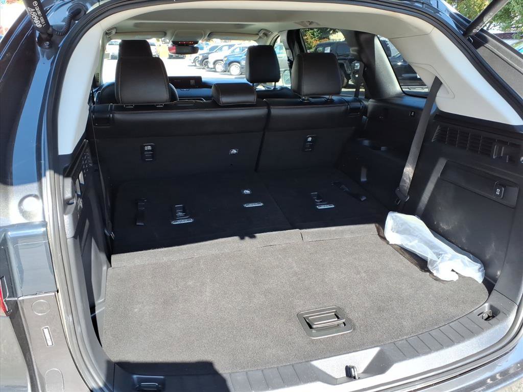 Used 2024 MAZDA CX-90 3.3 Turbo w/ Preferred Plus image 13