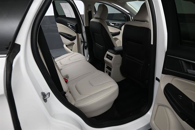 Certified 2024 Ford Edge Titanium AWD/4WD image 15