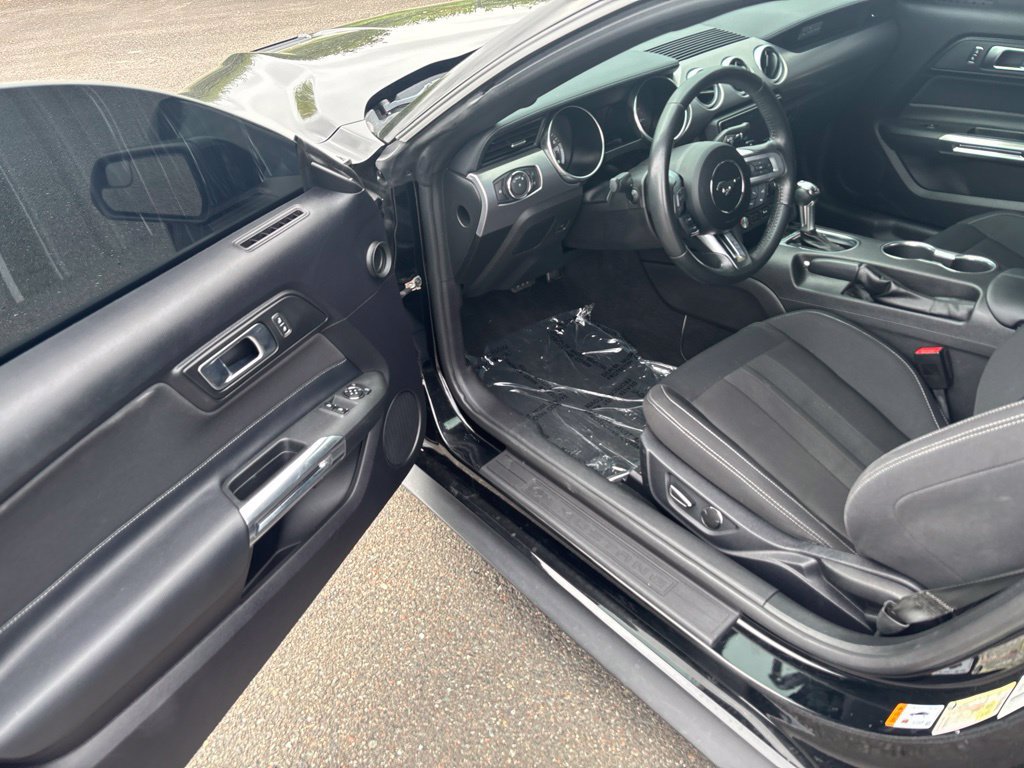 Used 2019 Ford Mustang GT RWD image 28