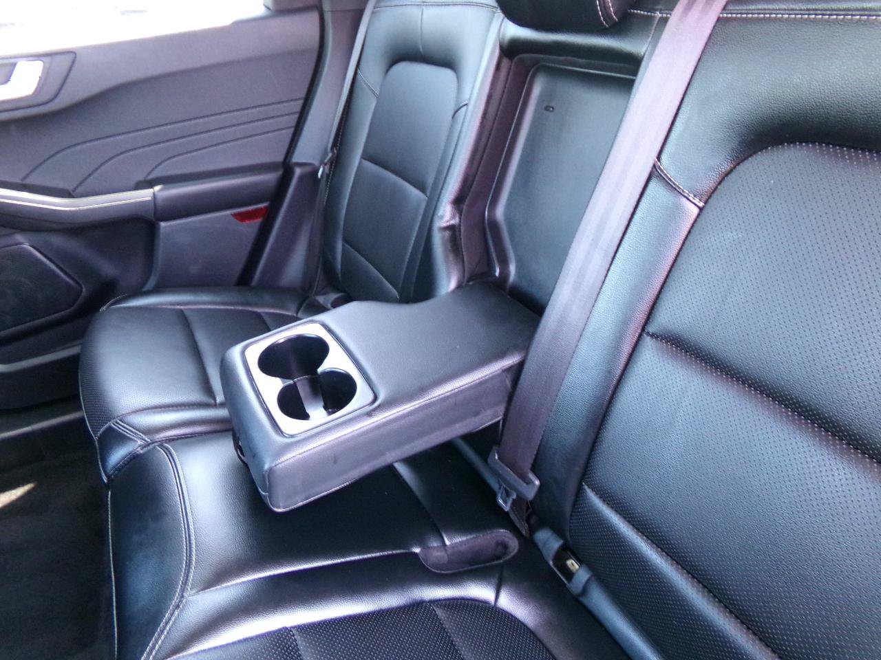 Used 2022 Ford Escape Titanium AWD/4WD image 30