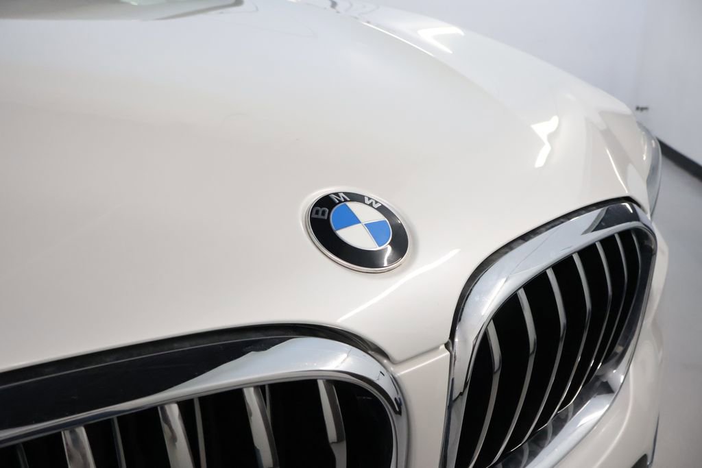 Used 2019 BMW X3 xDrive30i w/ Premium Package AWD/4WD image 9