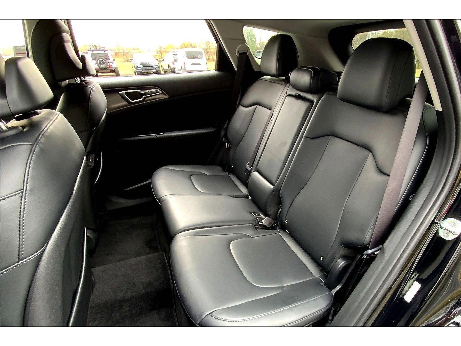 Used 2023 Kia Sportage EX image 23