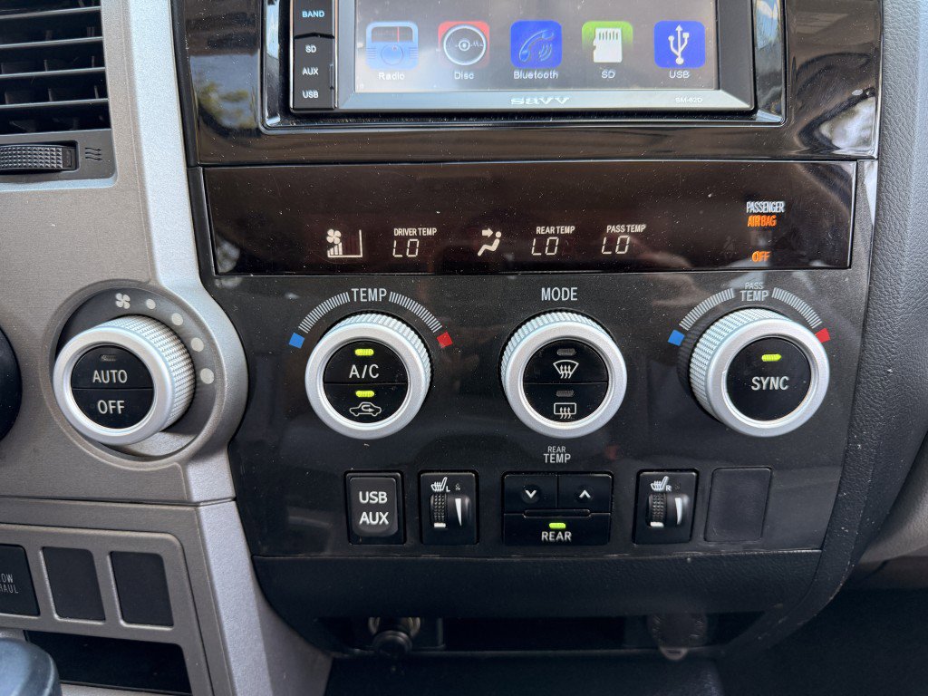 Used 2012 Toyota Sequoia SR5 w/ Premium Pkg RWD image 27