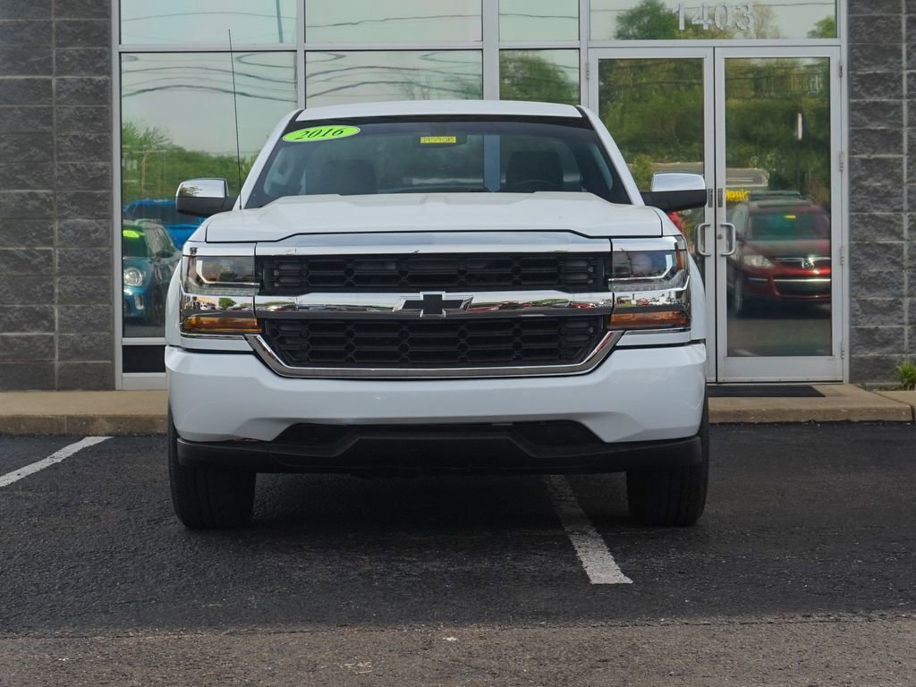 Used 2016 Chevrolet Silverado 1500 W/T RWD image 7