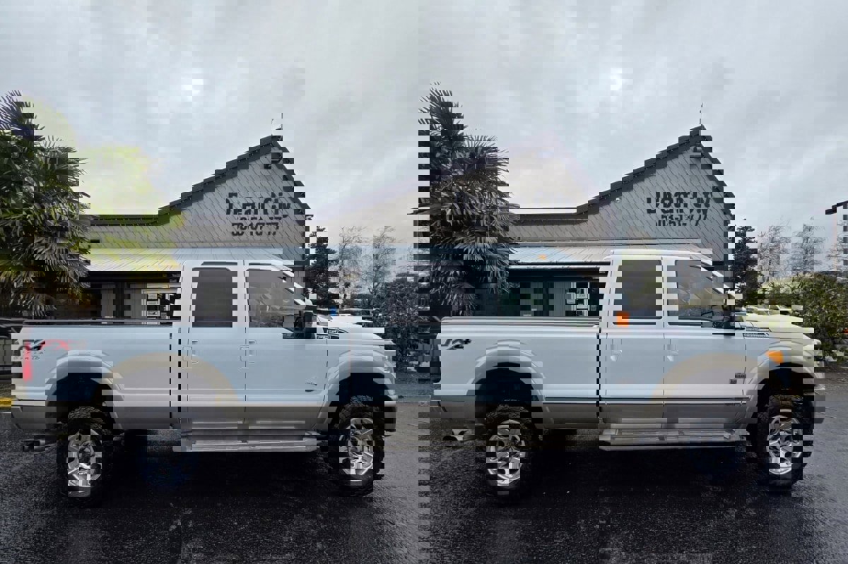 Used 2013 Ford F350 King Ranch w/ FX4 Off Road Pkg image 2