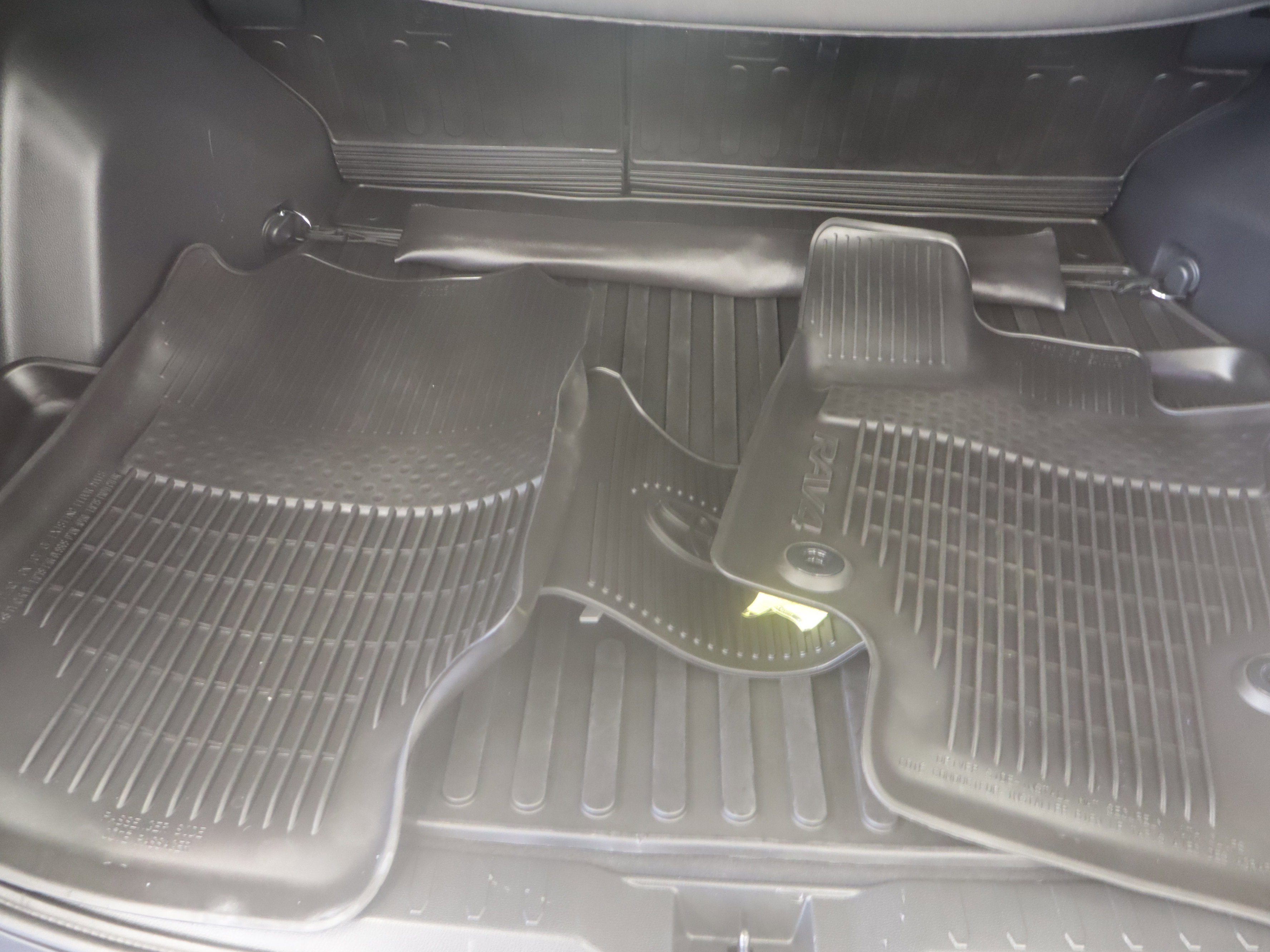 Certified 2024 Toyota RAV4 XLE w/ Convenience Package image 13