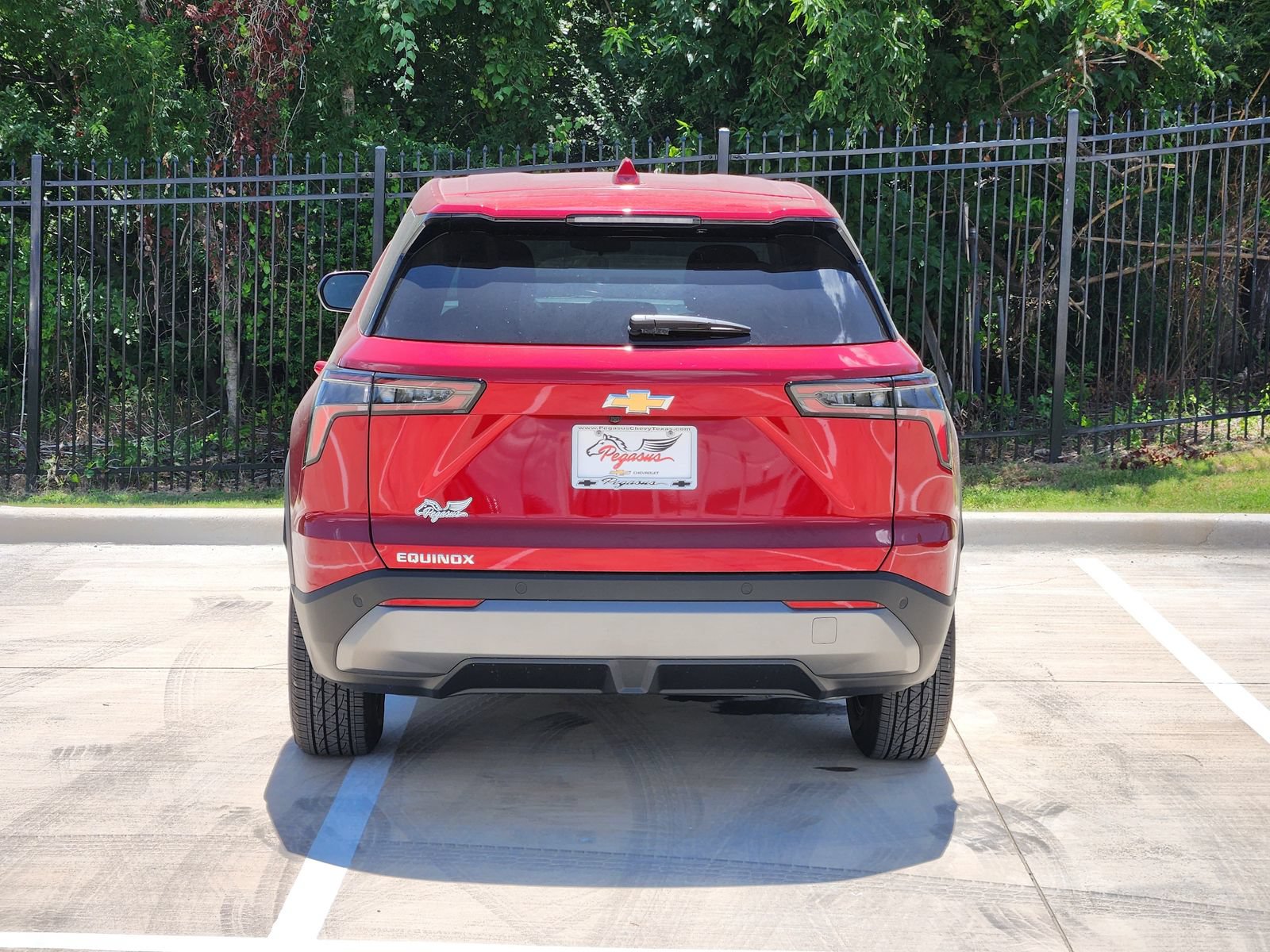 New 2026 Chevrolet Equinox LT FWD image 8
