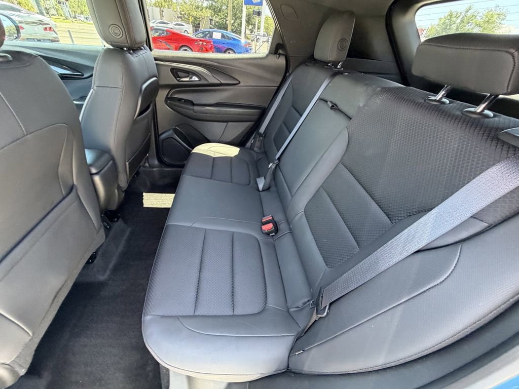 Certified 2023 Chevrolet TrailBlazer RS w/ Sun and Liftgate Package FWD image 17